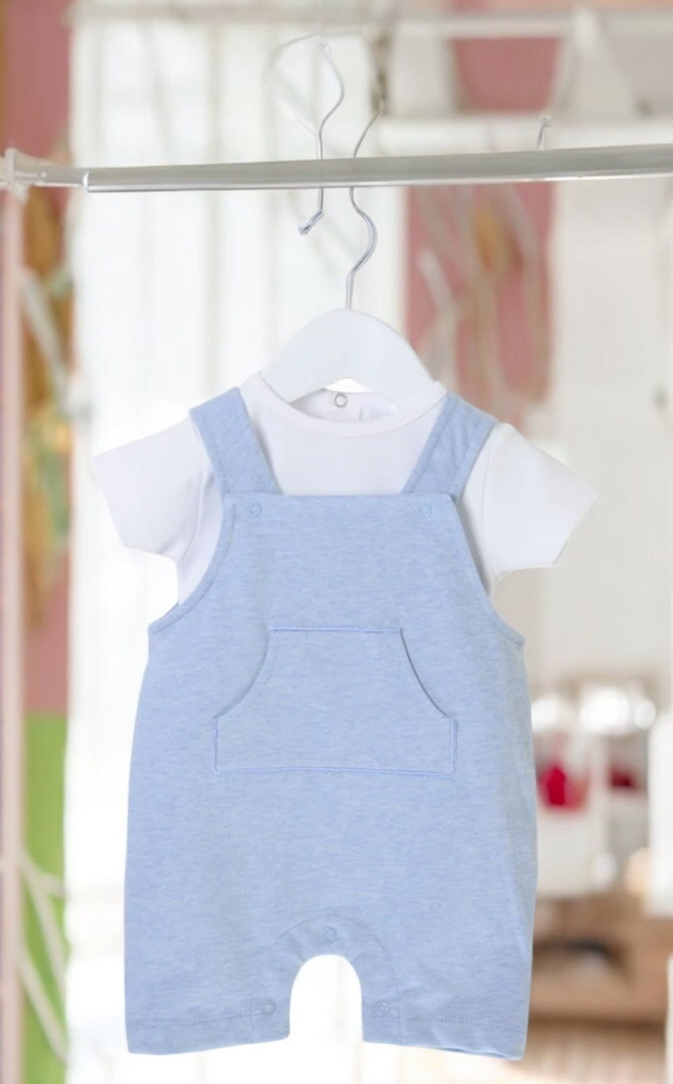 Dungaree with t-shirt