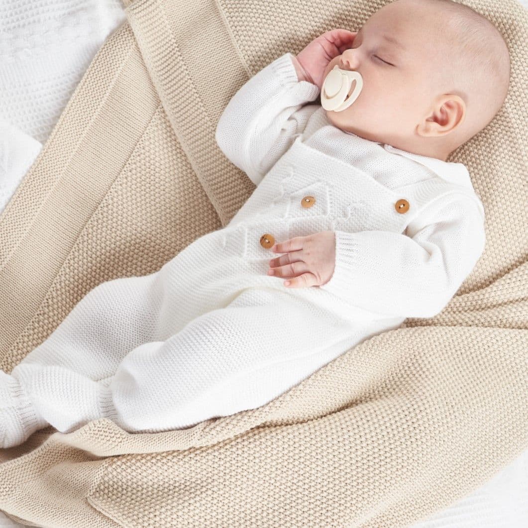Adorable knitted dungarees from Dandelion. It comes with a cute white top with Peter Pan collar.