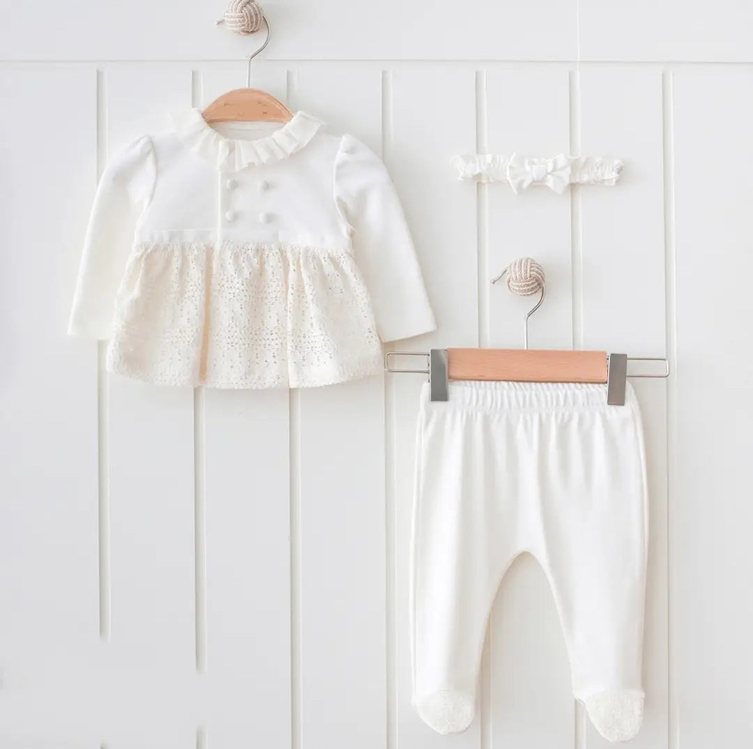 Baby girls 3 piece set includes a top, leggings and headband.  100% Organic Cotton from Omnis Pura. 