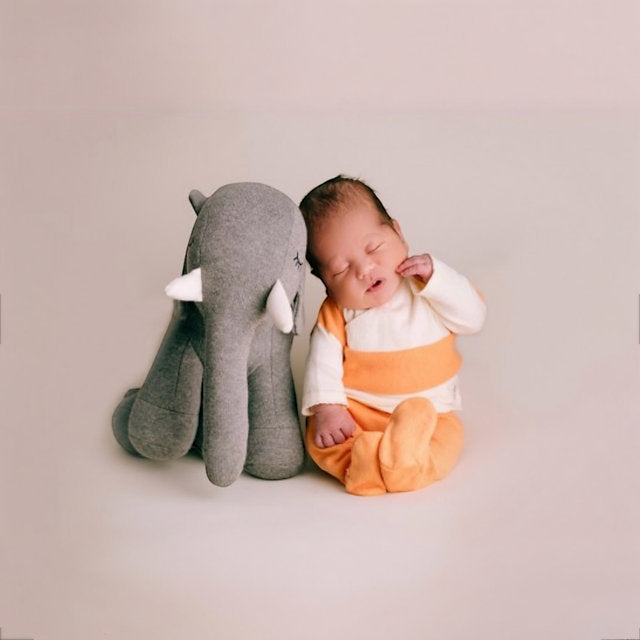 Stripes Organic Newborn Arrival Set – 0–1M (Made in Spain)