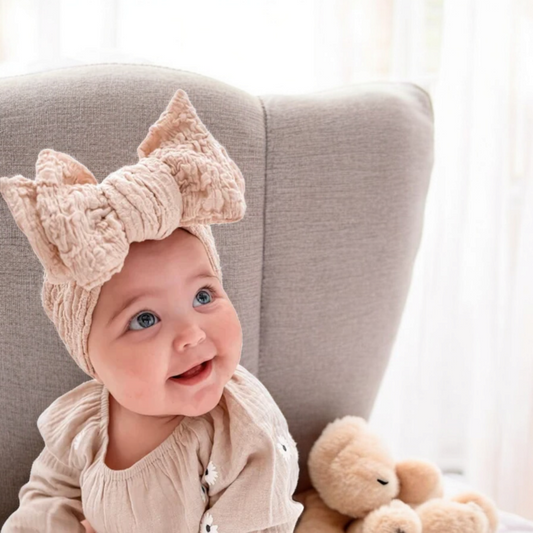 Oversized topknot crinkle style headband for baby girl.